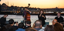 Karaköy’de Müziğin Nabzı Her Çarşamba İstanbul Kitapçısı’nda Atıyor