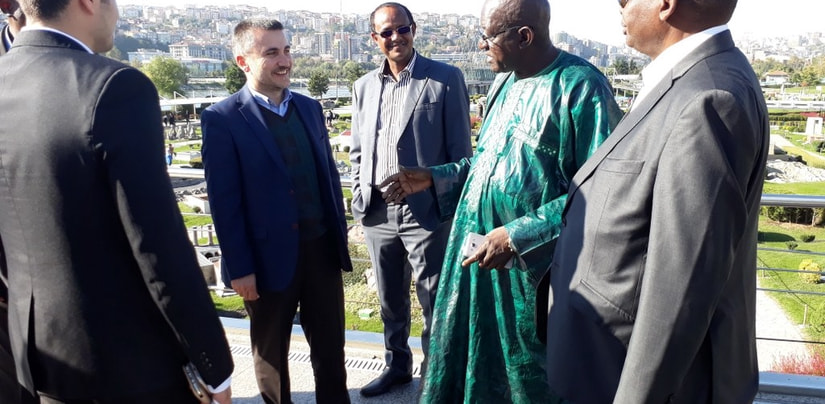 Afrikalı Bakanlar Miniatürk'ü Ziyaret Etti