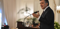2013 Cumhurbaşkanlığı Kültür ve Sanat Ödülleri Törenle Sahiplerine Verildi