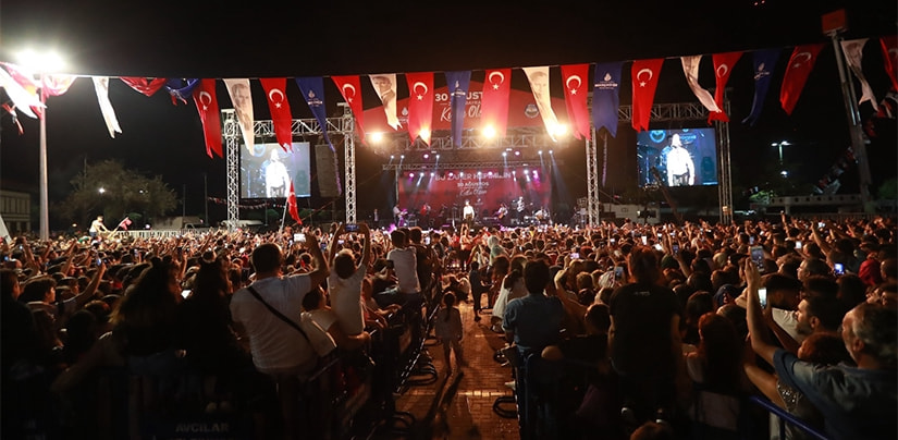 İstanbul’da 30 Ağustos coşkusu yaşandı