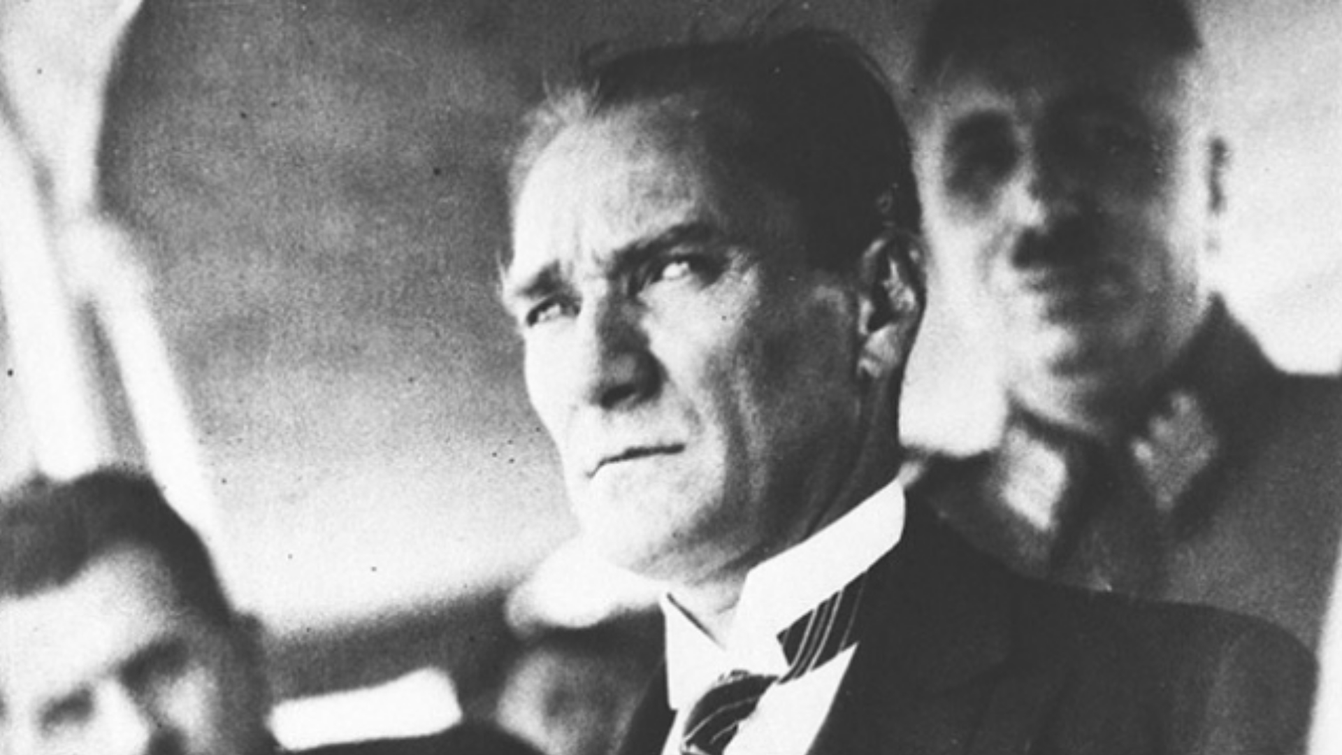 İBB'den 10 Kasım Atatürk'ü Anma Günü'ne özel etkinlikler! - KÜLTÜR.İSTANBUL